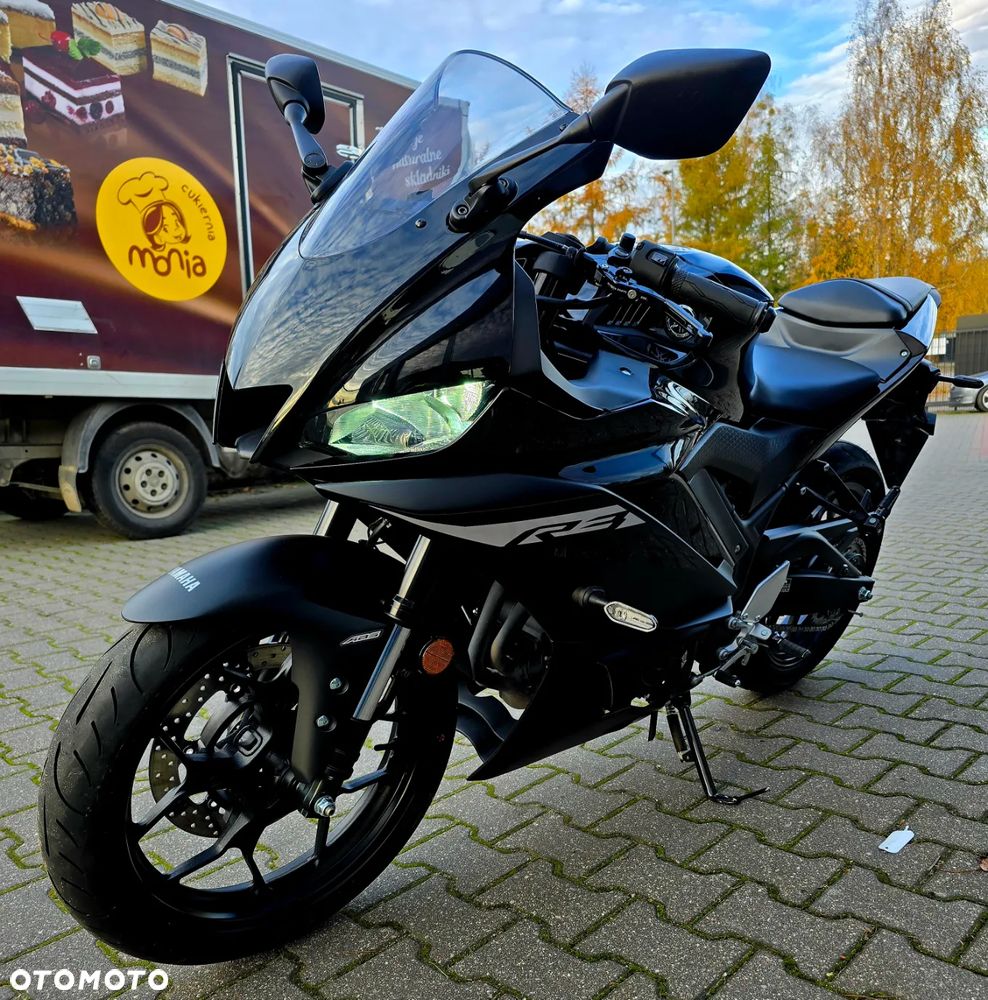 Yamaha R3 - 6
