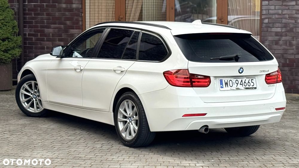 BMW Seria 3 316d Luxury Line EU6 - 8