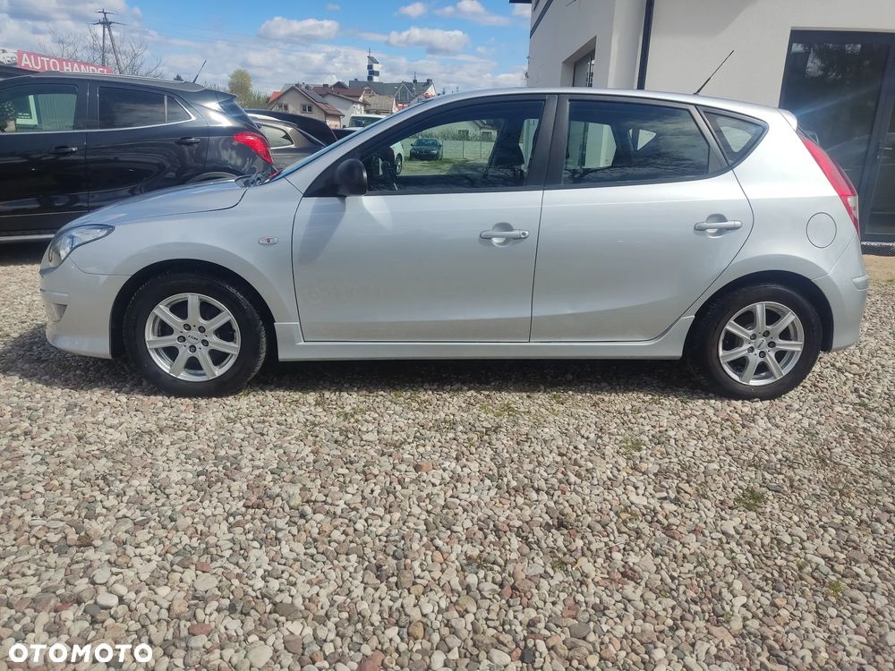 Hyundai i30 1.4 Base - 8