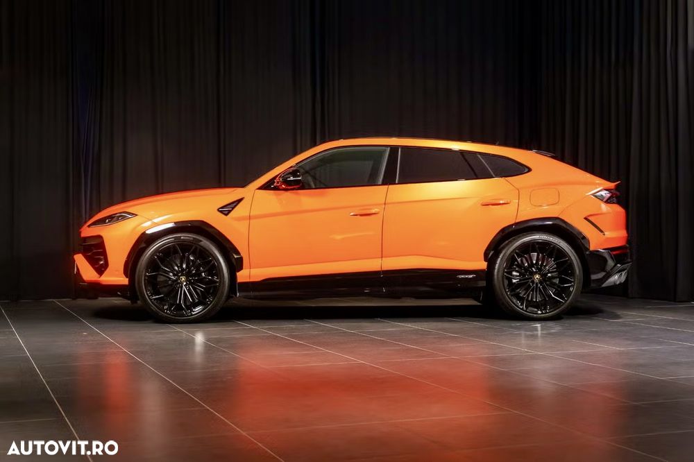 Lamborghini URUS - 5