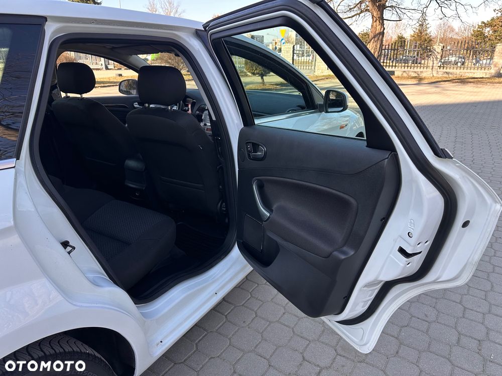 Ford Mondeo 2.0 TDCi Business Edition - 25