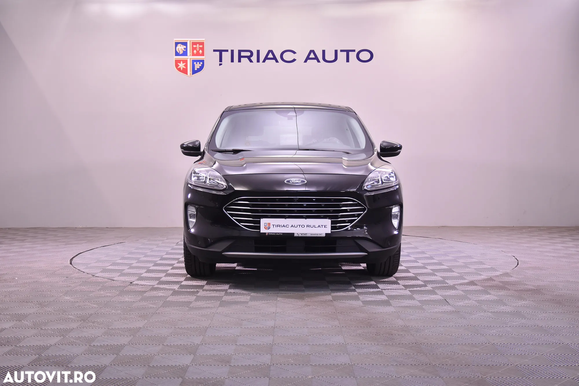 Ford Kuga - 8