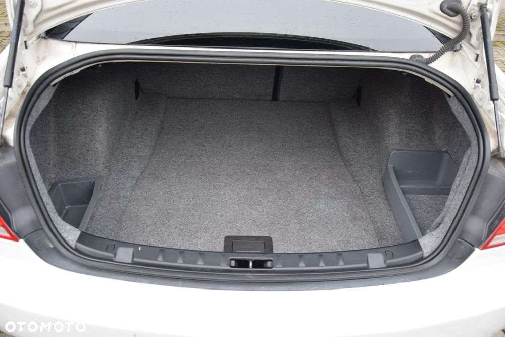 BMW Seria 3 320d - 15