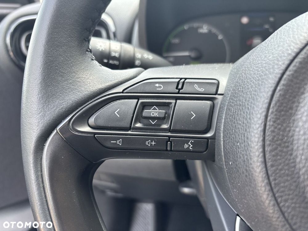 Toyota Yaris Hybrid 1.5 Comfort - 22
