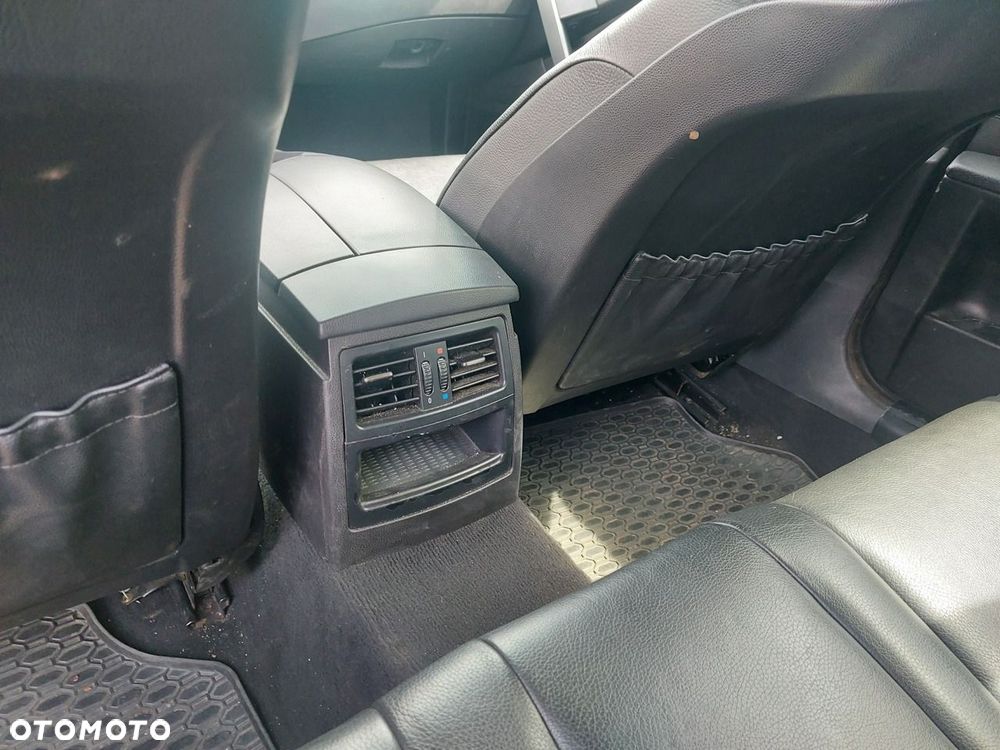 BMW Seria 5 530d - 23