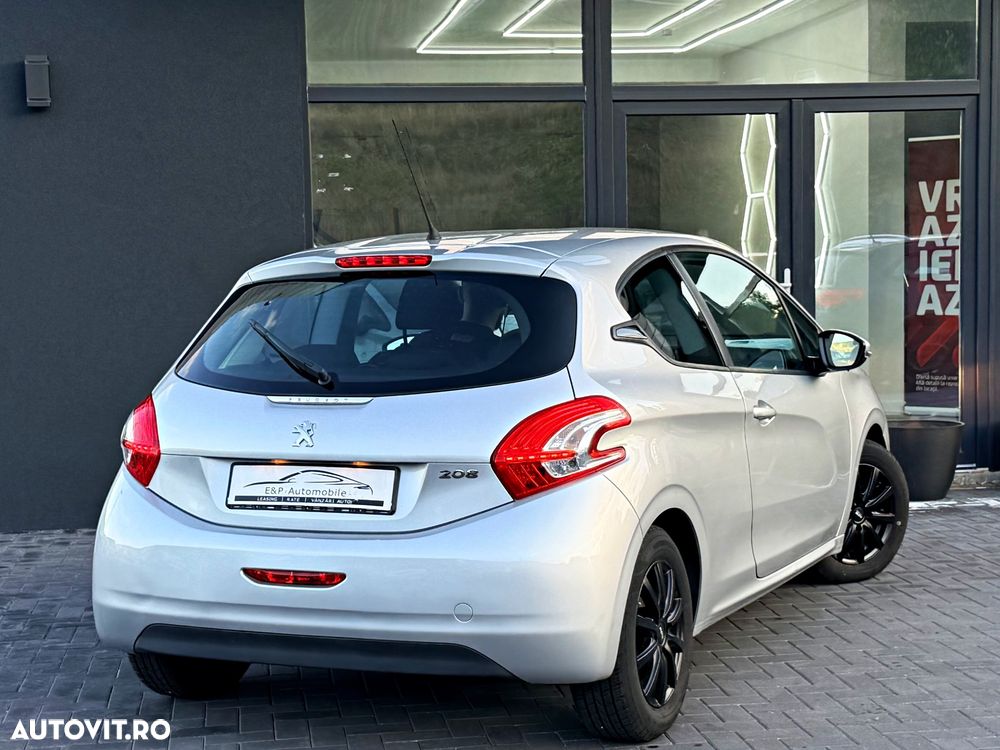 Peugeot 208 PureTech 110 Stop & Start Active - 10