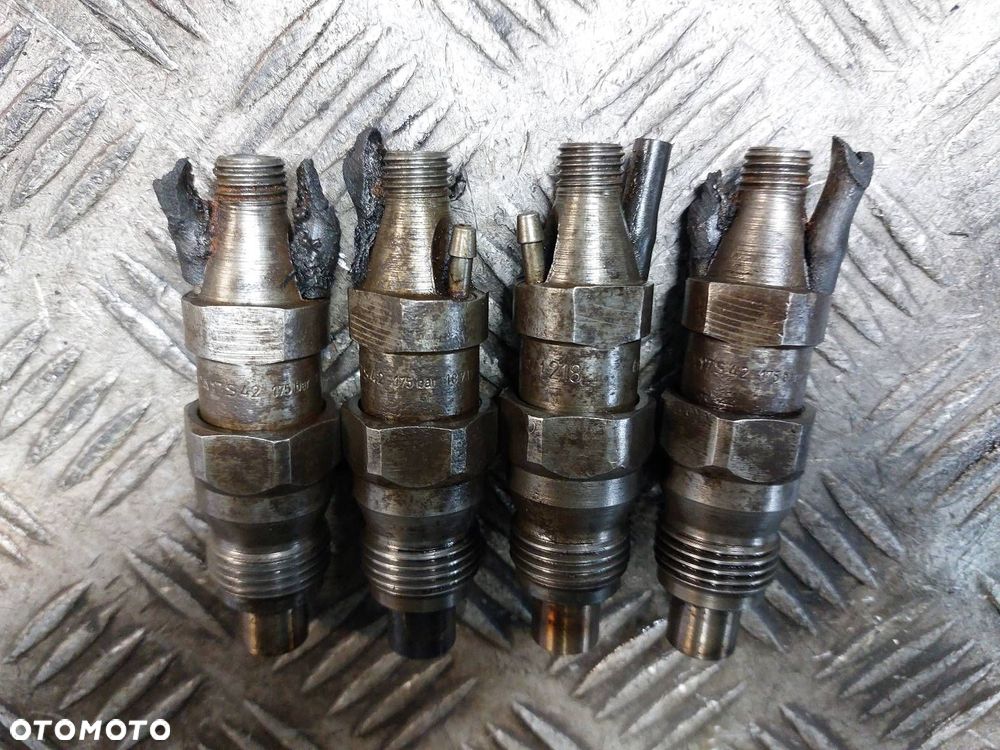 POMPA WTRYSKOWA + WTRYSKIWACZE DUCATO II 1.9 TD 0460494430 KCA17S42 - 4