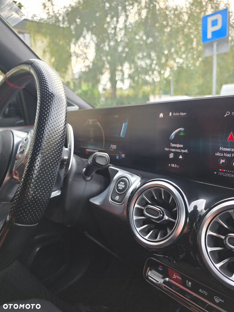 Mercedes-Benz GLB - 35