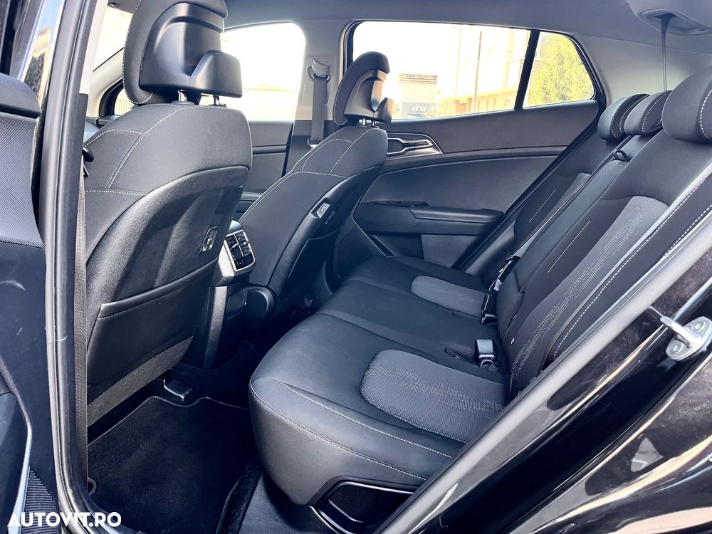 Kia Sportage 1.6 T-GDI AWD Basis - 21