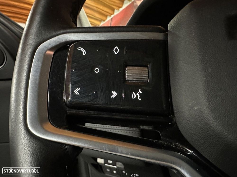 Land Rover Discovery Sport 1.5 I3 P300e AWD - 14