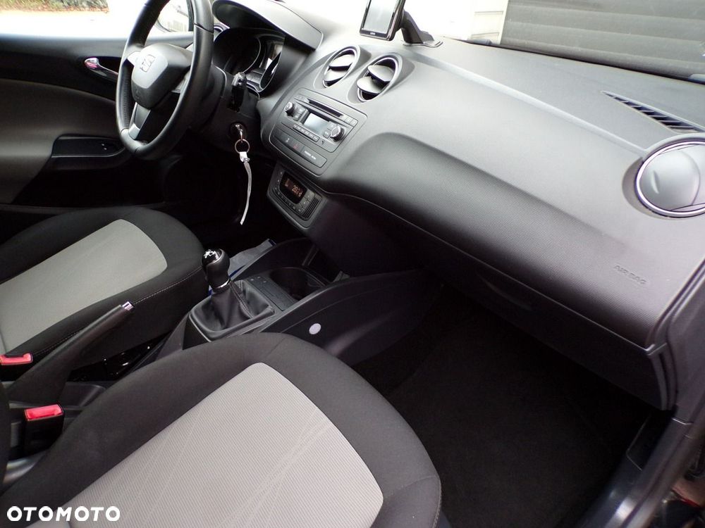 Seat Ibiza 1.2 12V Entry - 24