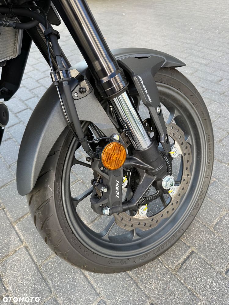 Honda CB - 17