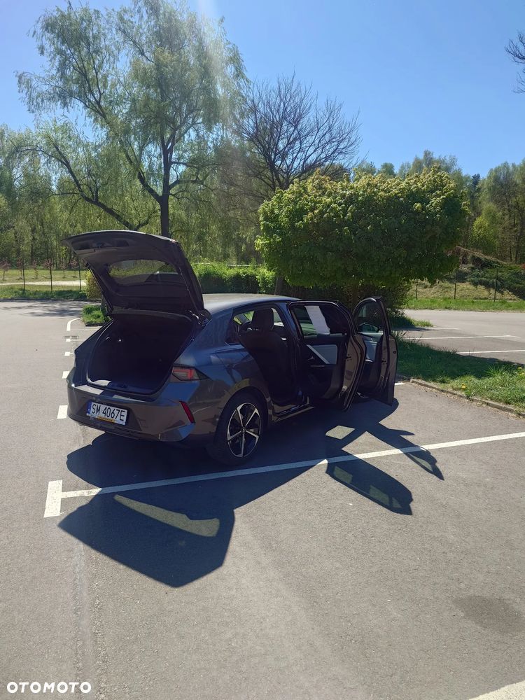 Opel Astra 1.2 T Elegance S&S - 28