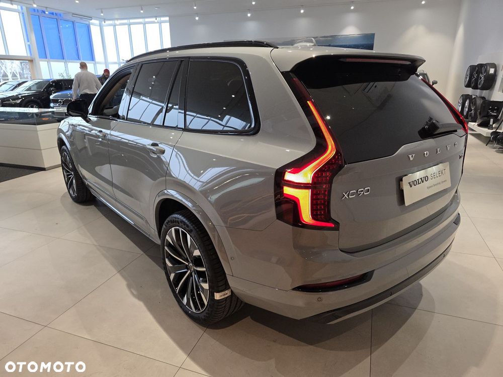 Volvo XC 90 - 7