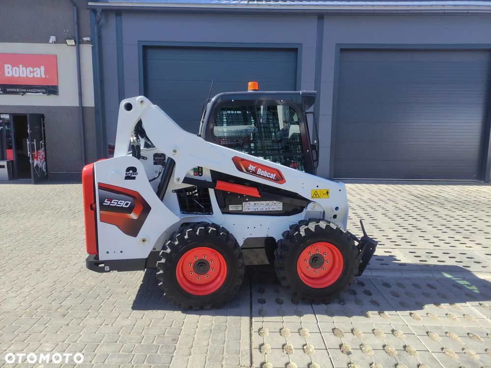 Bobcat S590 - 9