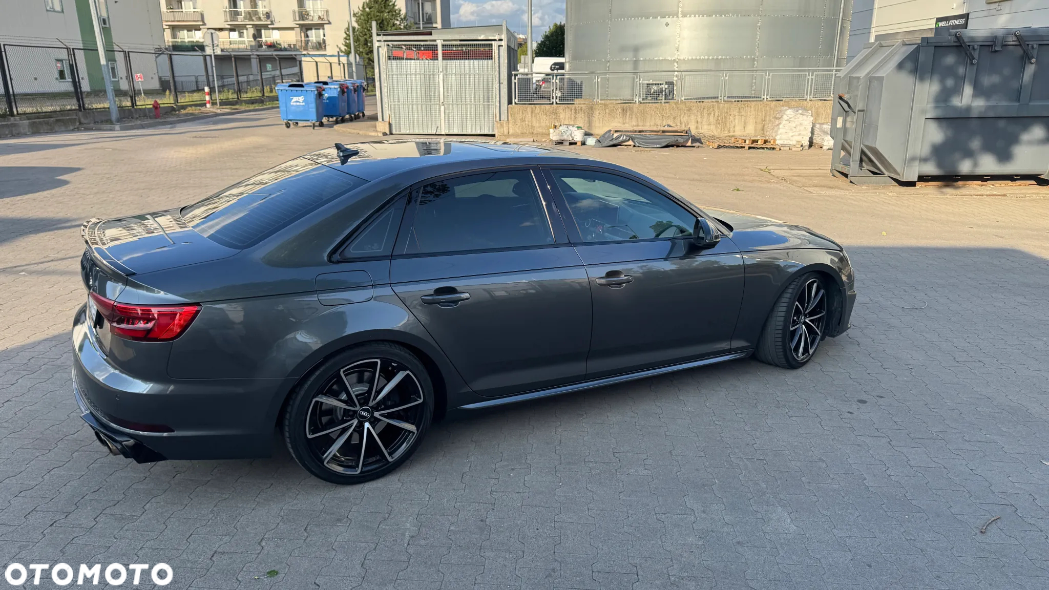 Audi A4 2.0 TFSI Quattro S tronic - 9