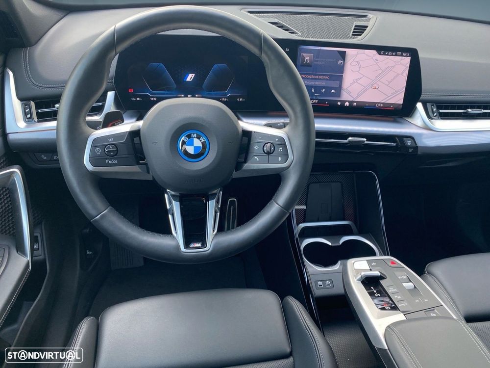 BMW iX1 xDrive30 Pack Desportivo M - 5