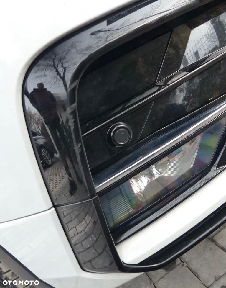 Volkswagen Tiguan - 10