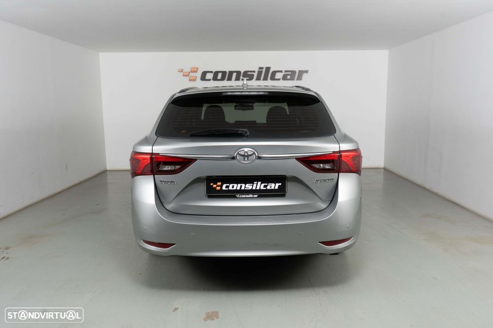 Toyota Avensis Touring Sports 1.6 D-4D Luxury+GPS - 5
