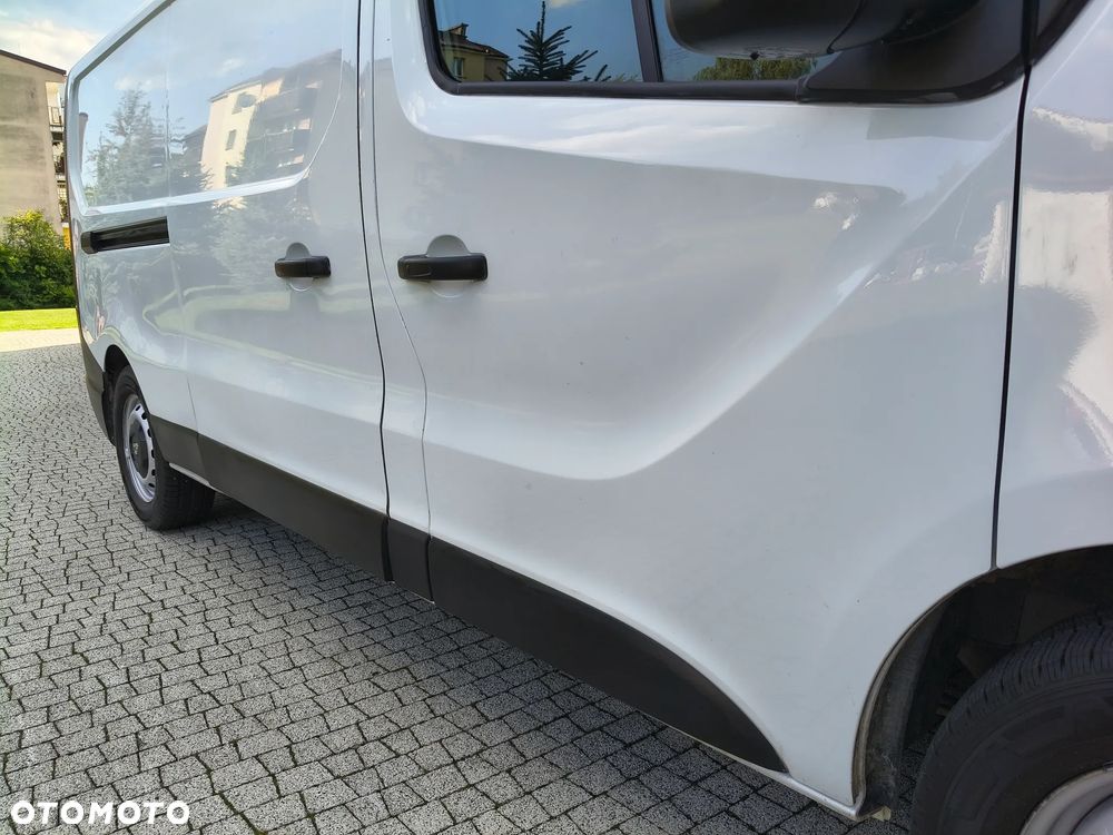 Renault TRAFIC PO LIFTINGU 2.0 DCI (120KM) 6-BIEGÓW (L2H1) LONG KLIMA STAN IDEALNY BEZWYPADKOWY NIE MA RDZY SERWIS KM DO KOŃCA ! ! ! - 30