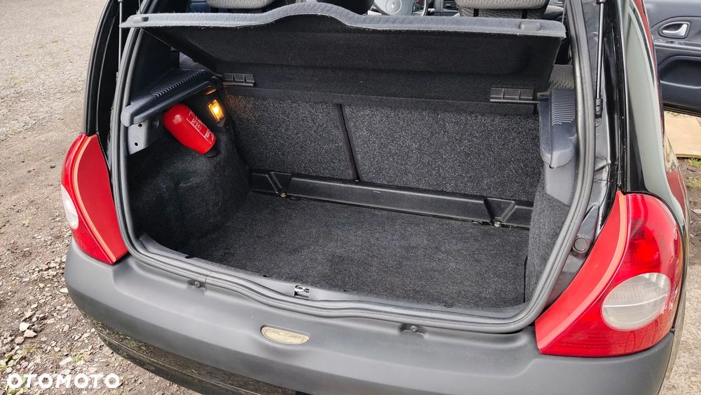 Renault Clio - 39