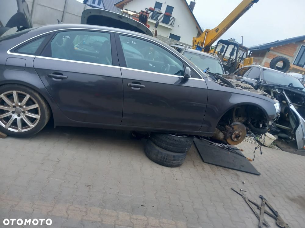 Drzwi błotnik Audi A4 b8 lift LZ7L - 1
