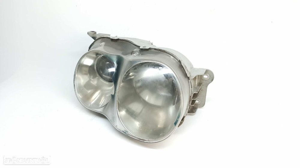 FAROL DIREITO HYUNDAI COUPE (RD) 1.6 FX - 1