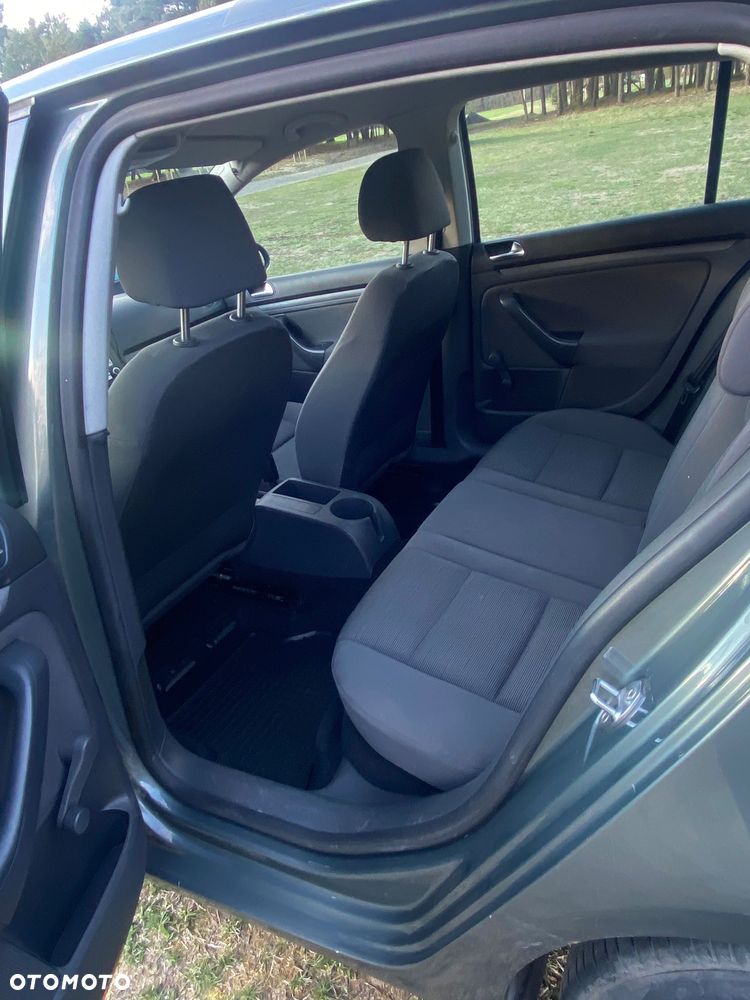 Volkswagen Golf - 7