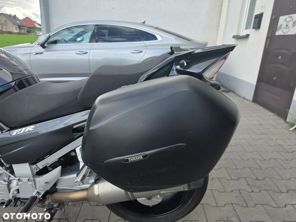 Yamaha FJR - 14