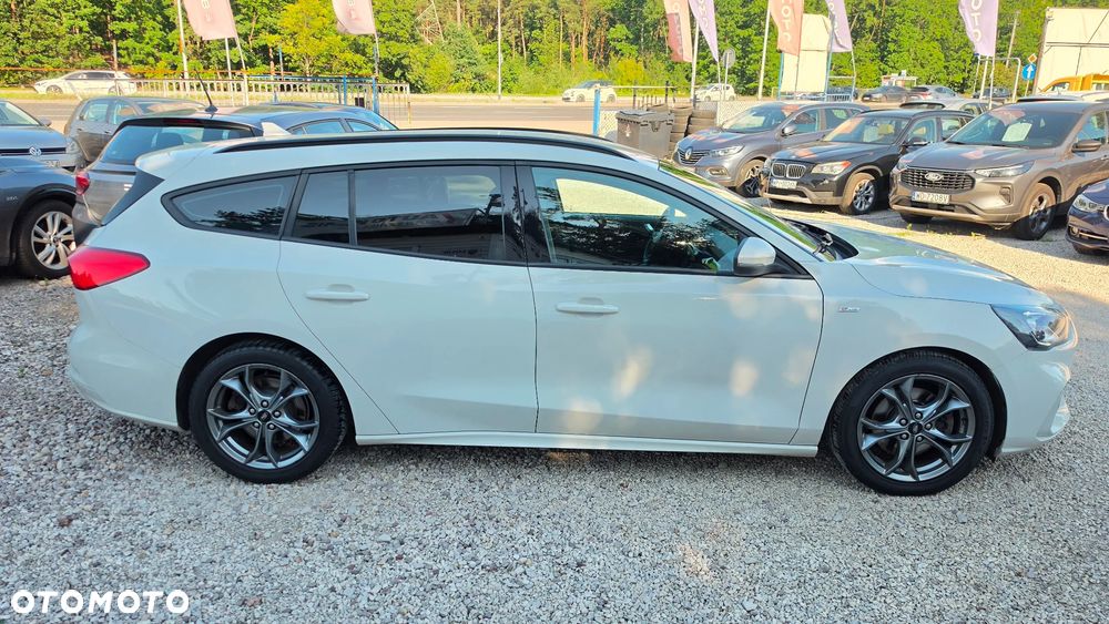 Ford Focus 1.5 EcoBoost ST-Line - 6