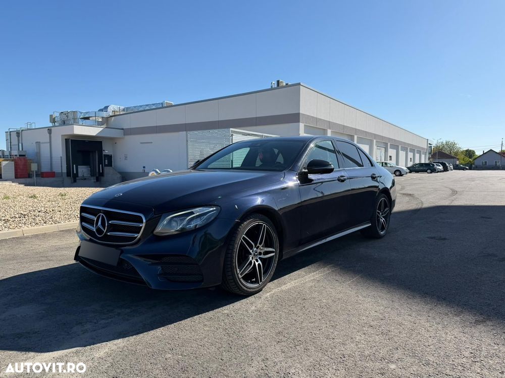 Mercedes-Benz E 220 d 4Matic 9G-TRONIC AMG Line - 1