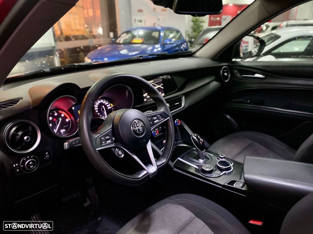 Alfa Romeo Stelvio 2.2 16V AT8 Executive - 14