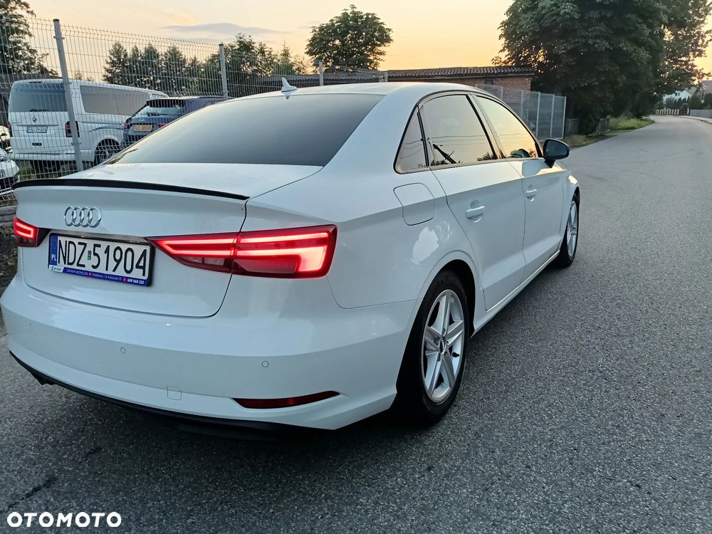 Audi A3 2.0 TDI (clean diesel) S tronic S line Sportpaket - 5