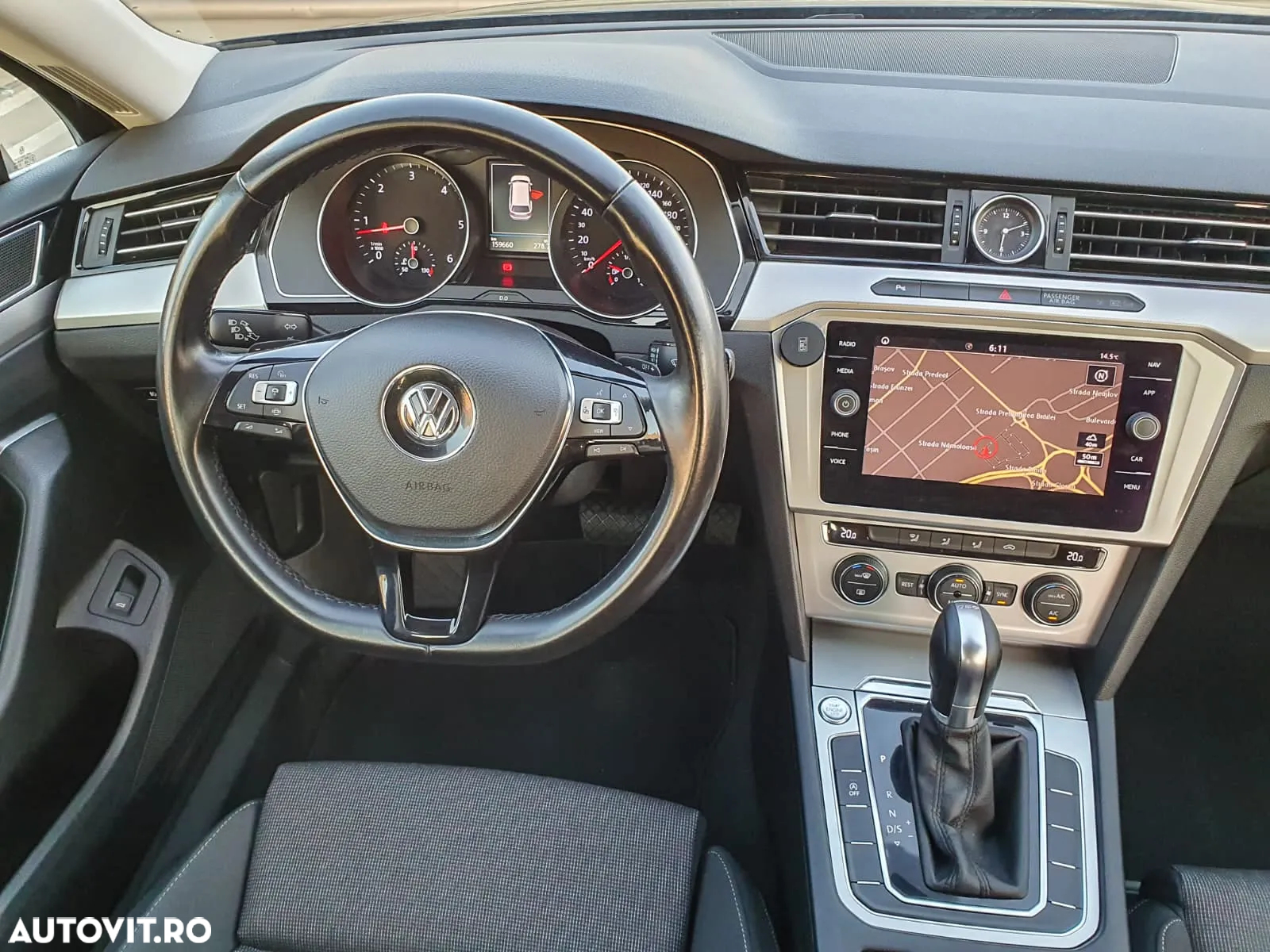 Volkswagen Passat - 8