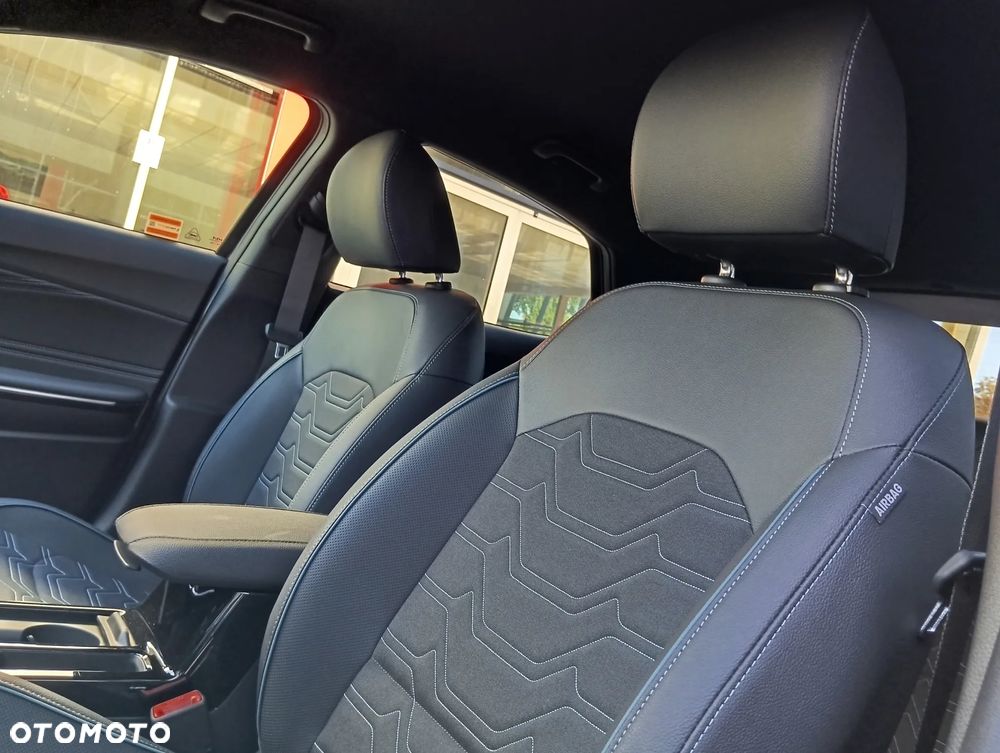 Kia XCeed 1.6 T-GDI Tribute DCT - 14