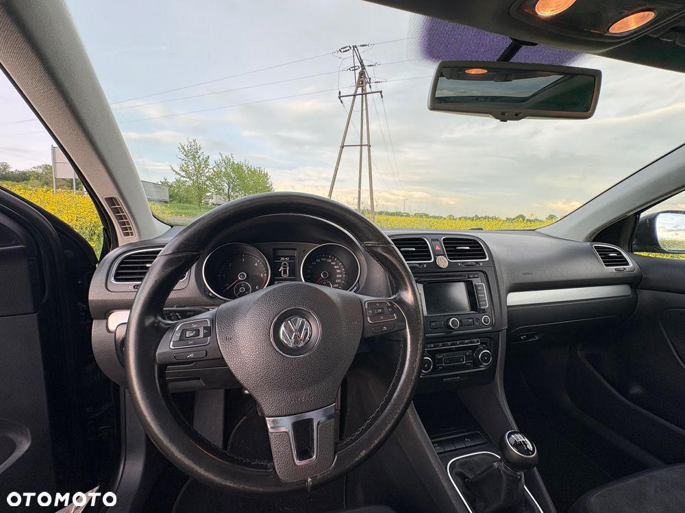 Volkswagen Golf 2.0 TDI DPF Highline - 11
