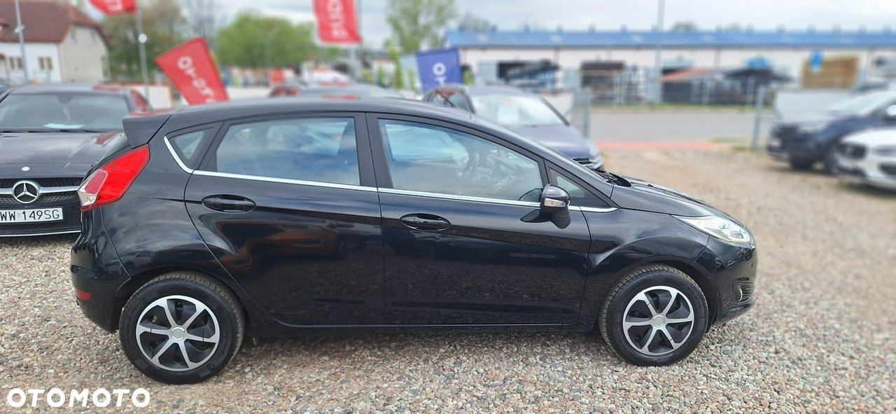 Ford Fiesta - 9