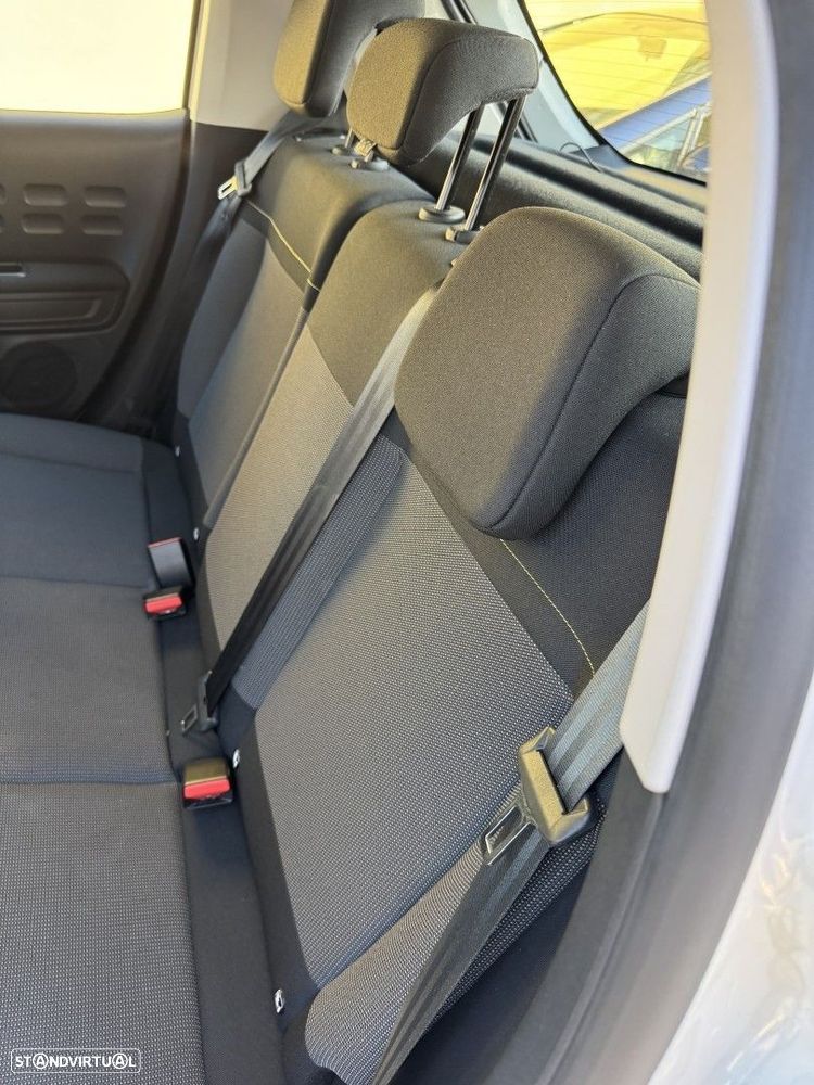 Citroën C3 1.2 PureTech Shine EAT6 - 29