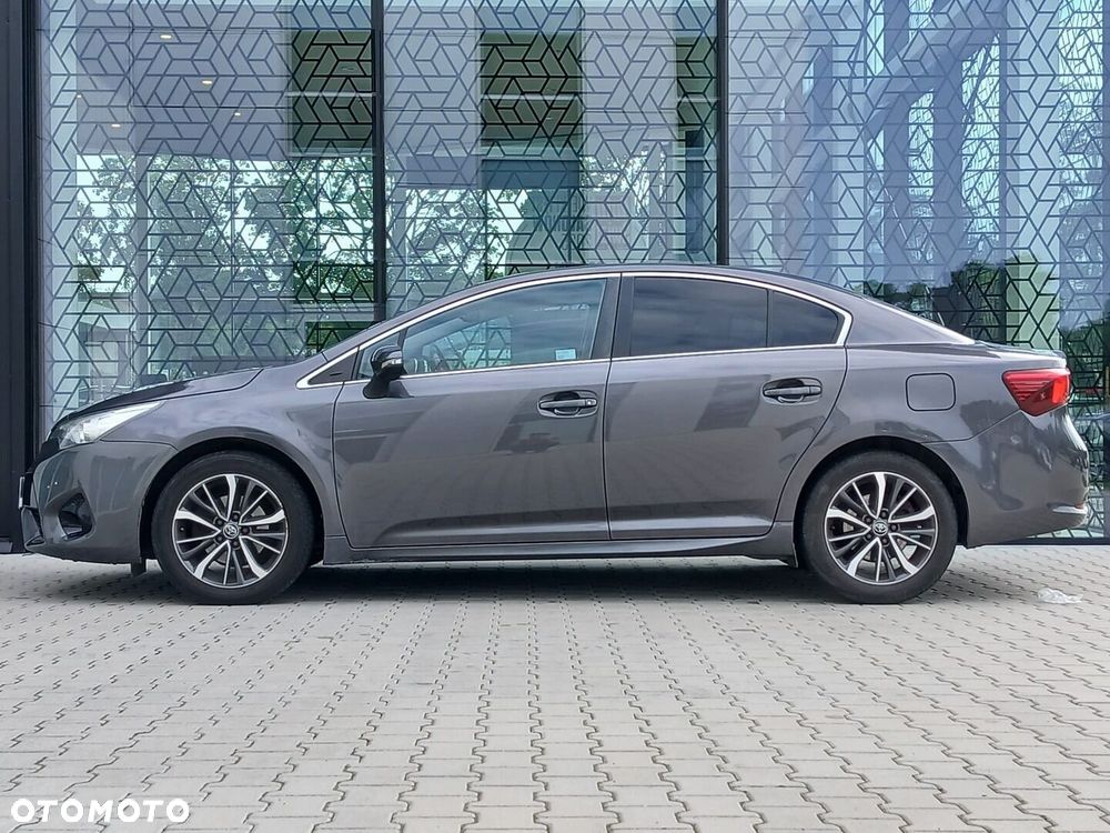 Toyota Avensis 1.8 Premium EU5 - 3
