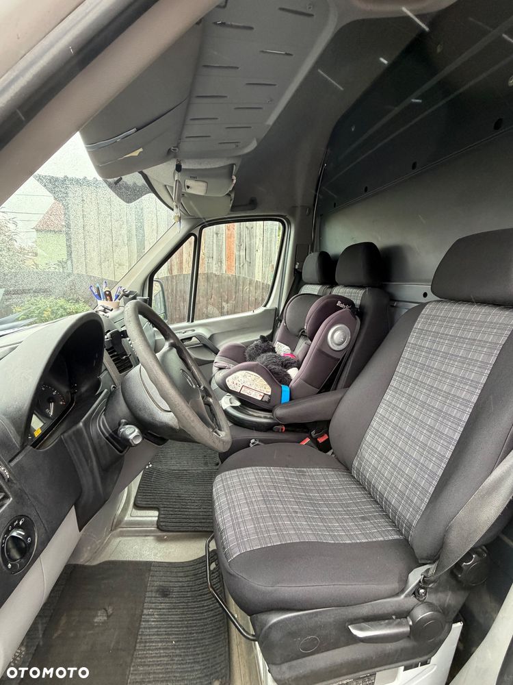 Mercedes-Benz Sprinter - 20