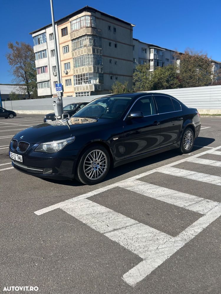 BMW Seria 5 525d xDrive Aut. - 1