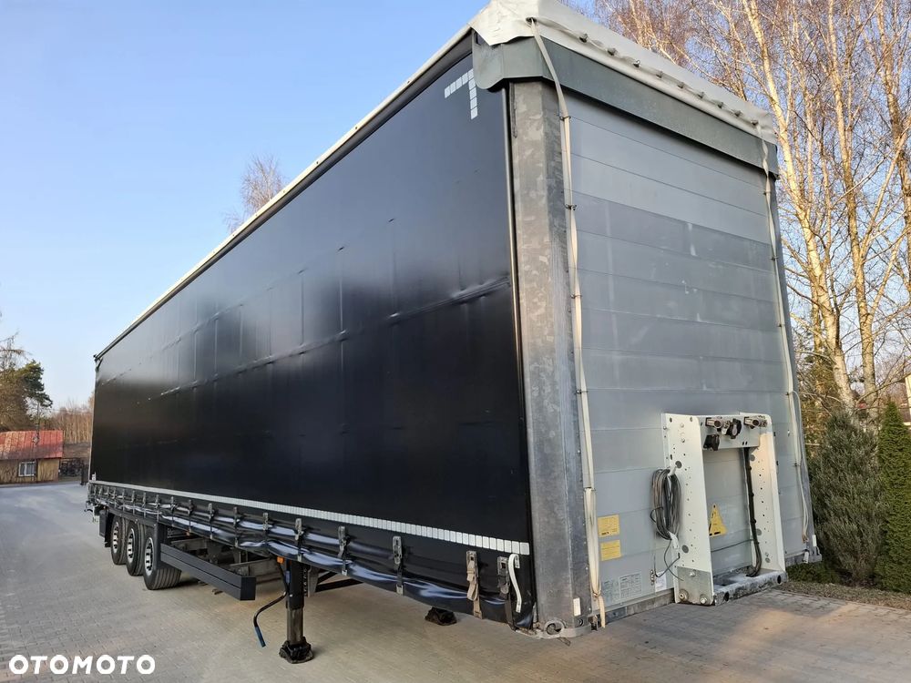 Schmitz Cargobull SCB - 1