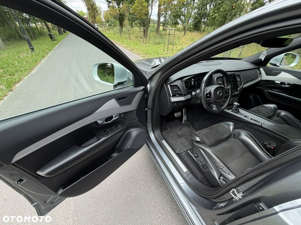Volvo XC 90 - 18