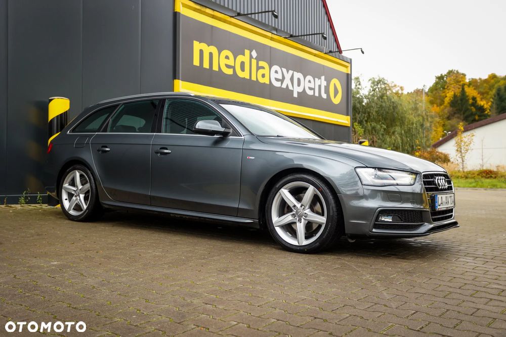 Audi A4 Avant 2.0 TDI DPF clean diesel S line Sportpaket - 10