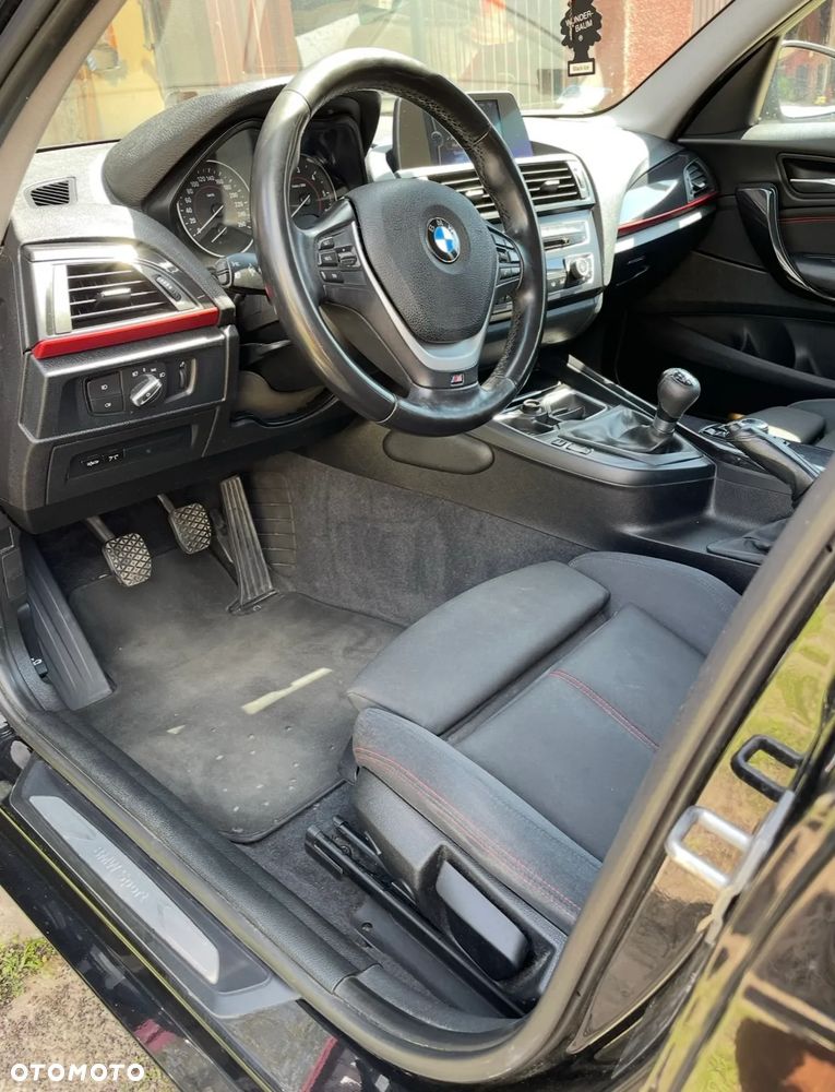 BMW Seria 1 116d Sport Line - 12