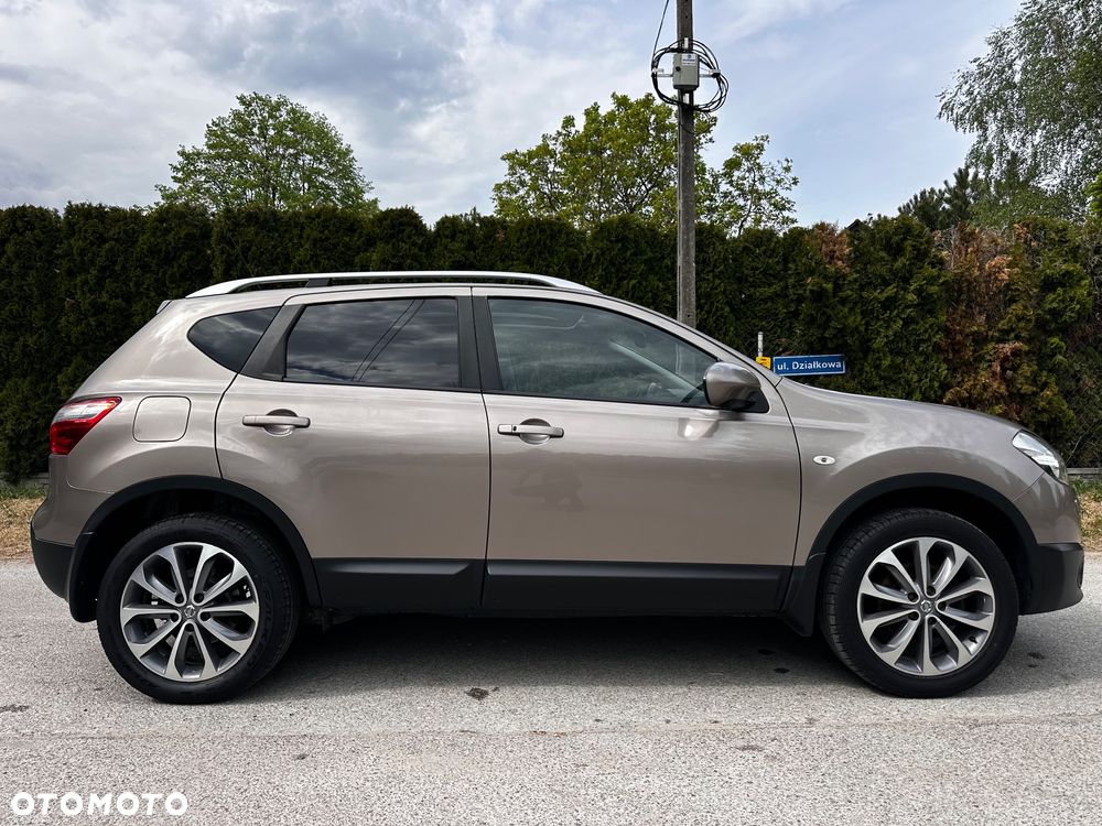 Nissan Qashqai 1.6 dCi 4 x 4 DPF Start/Stop tekna - 5