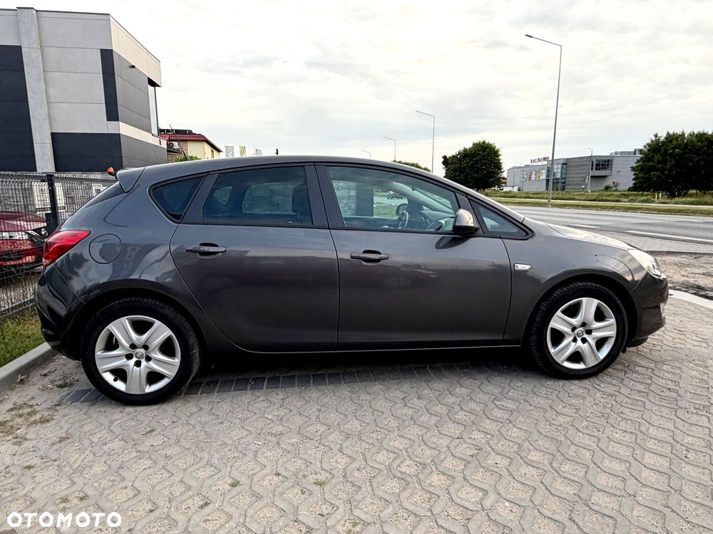 Opel Astra - 3
