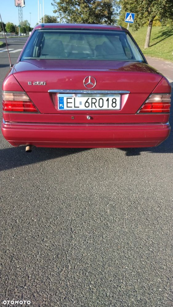 Mercedes-Benz W124 (1984-1993) - 13