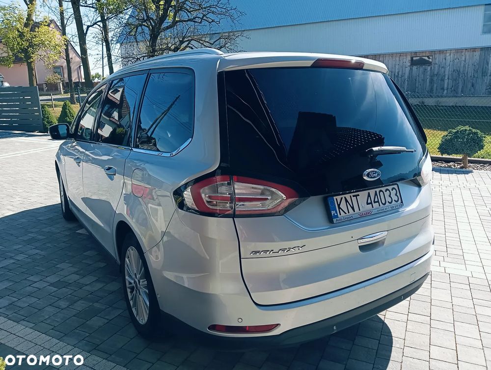 Ford Galaxy 2.0 TDCi Titanium - 12