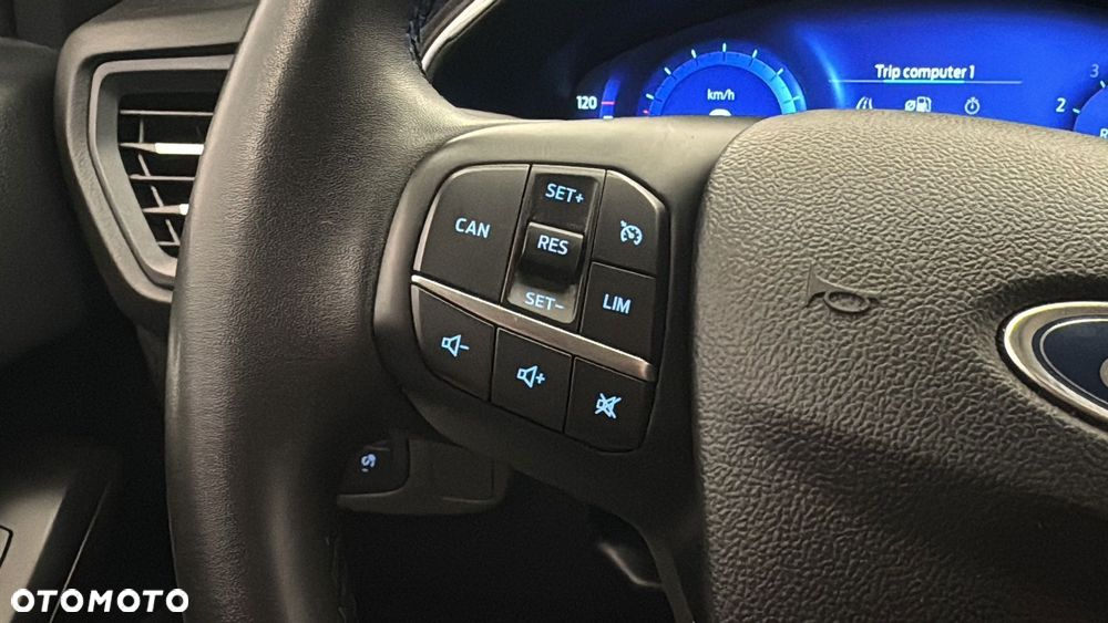 Ford Focus 1.0 EcoBoost mHEV Titanium X - 23